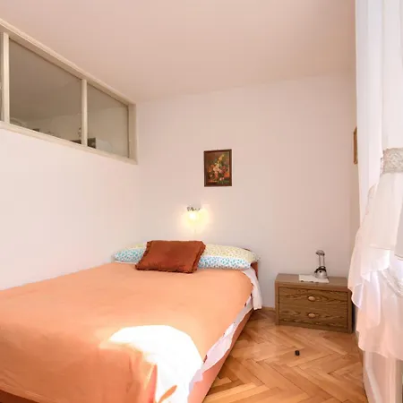 Gordana With Balcony And Parking